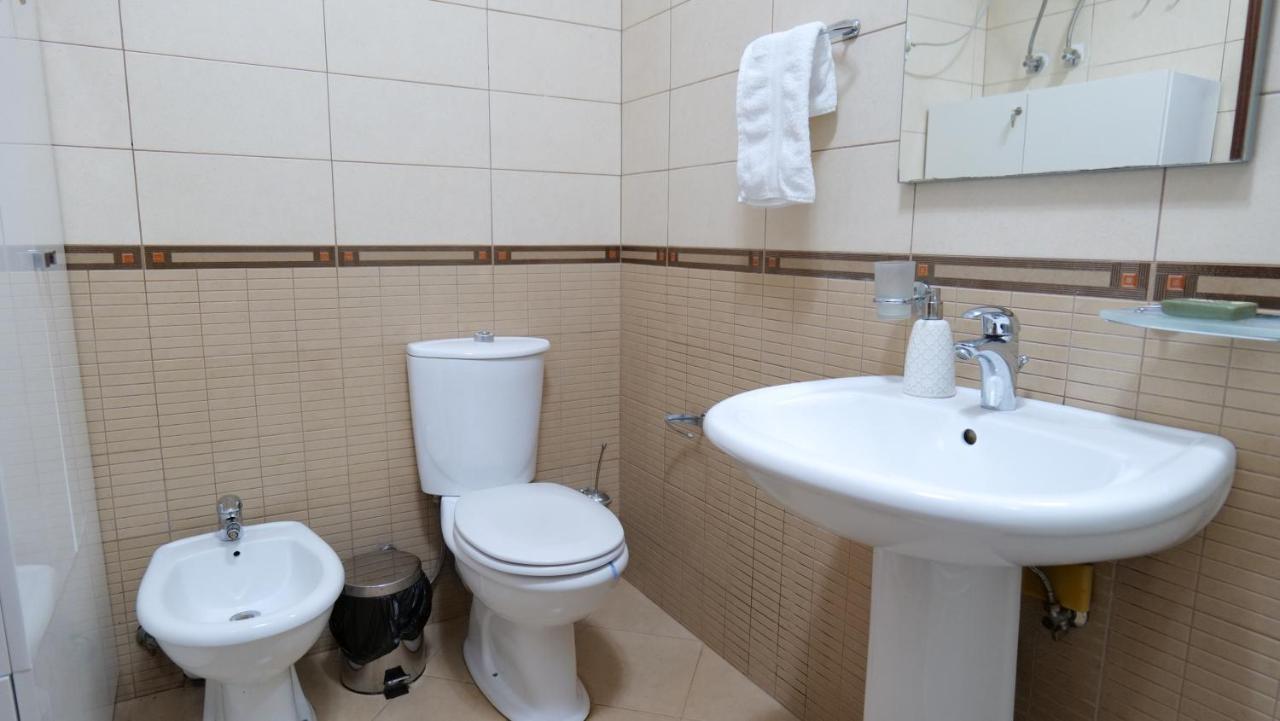 טיראנה Top Location Kristi Apartments 05 מראה חיצוני תמונה